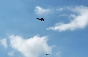 韩国自主研发的KF-21战机首飞 现场曝光