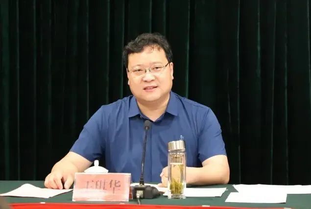 潍坊诸城举行春蕾计划结对捐助仪式得利斯集团出席并向昌城镇中心校