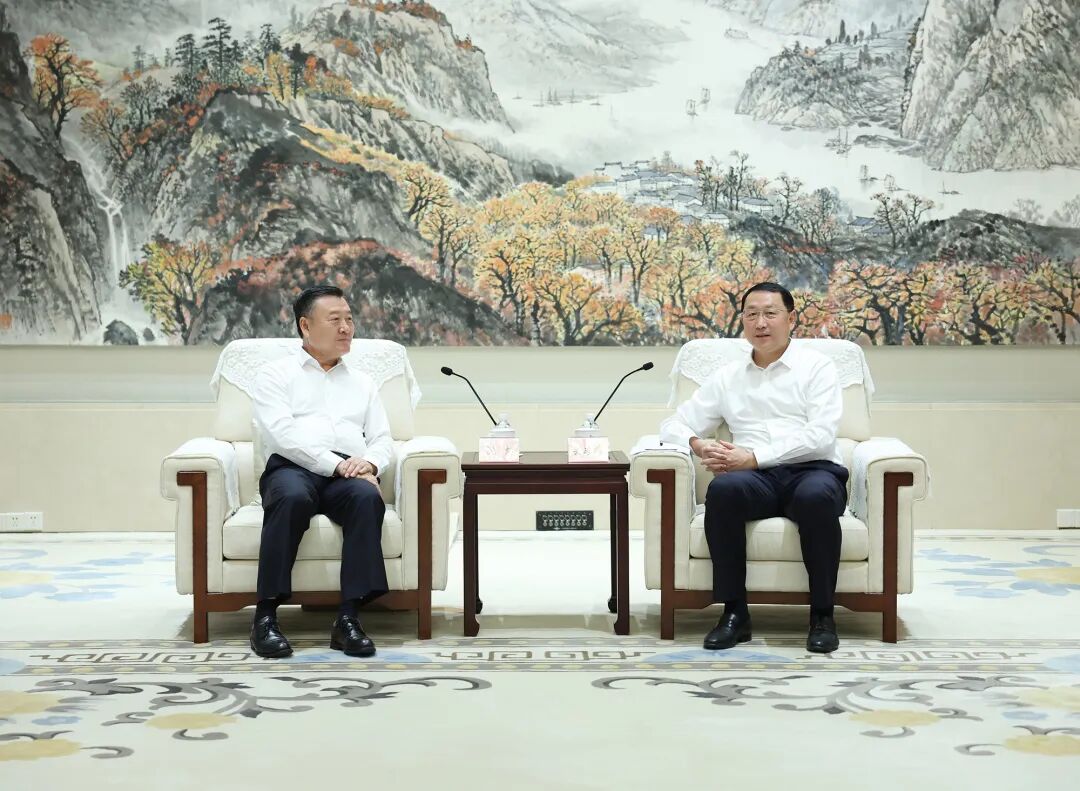 关志鸥会见住房和城乡建设部党组书记、部长倪虹