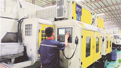 拥抱数智化 制造变“智造” —全省“5G+工业互联网+智能制造”现场会见闻