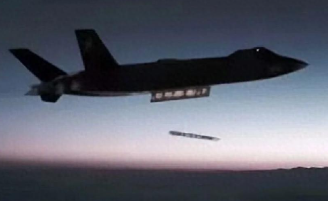 官媒曝光的歼-20神秘导弹到底是什么