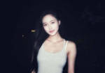 小S二女儿晒胶片风随拍照 对镜甜笑文艺范十足