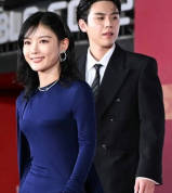 金裕貞金度勛雙方否認(rèn)戀情：殺青之后的團(tuán)隊(duì)旅行