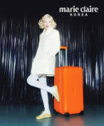 朴彩英金发红唇明艳灵动 摩登复古造型风情万种