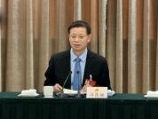 辽宁省委书记怒批以权谋私 坚决整治“吃拿卡要”