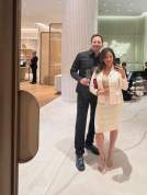 美国男子枪杀怀孕妻子和两个孩子，最后吞枪自尽