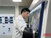 男子4年每天学16小时上岸双一流硕士 持之以恒终圆梦