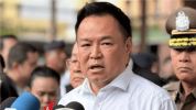 泰国总理下令暂停核发枪支购买许可证