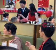 新人在海底捞办婚宴160人花2万多：不收场地费