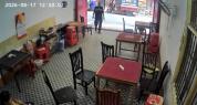 店家帮扶晕倒老人反倒赔1.9万元 好人难做引热议