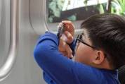 拿捏家长 小天才闷声发大财 社交闭环成制胜法宝