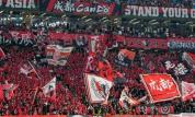 蓉城球迷展示多幅巨型TIFO 凤凰山这波，太顶了