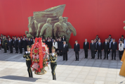中方陪同金正恩访问丹东 外交部回应