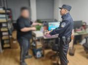 骗子“洗钱”套路盯上网店老板 提醒：当心这种“神仙买家”