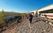 西班牙高铁列车相撞致至少46人死亡