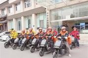 市监局15名干部当骑手巡查后厨 突破信息盲区