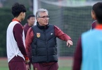 国足17日上午在迪拜训练 备战沙特队