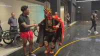 中国驻美大使馆发帖赞甲亢哥中国行 中国文化魅力吸引全球目光
