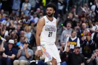 NBA季后賽：掘金vs快船 穆雷首節(jié)12分率隊領(lǐng)先 穆雷半場全能表現(xiàn)