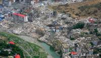还记得17年前汶川地震时惊天一跳吗 致敬舍命盲跳的英雄
