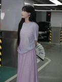 李子柒手制植物印染長裙出圈 非遺技藝展現(xiàn)新活力