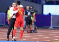 国足临时主帅定了，58岁久尔杰维奇东亚杯救火，郑智高洪波无缘 足协稳妥选择