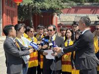 馬英九參加公祭伏羲大典敬獻(xiàn)花籃 強(qiáng)調(diào)中華文化認(rèn)同