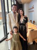 朱珠41歲生日分享全家福 幸福美滿一家三口