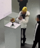 张凯毅说有人借黄金凤冠事件网暴造谣 已提起诉讼恢复更新