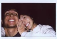 何沐妮阿尔本订婚 F1车手喜讯公开