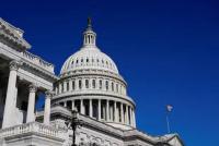 美国一男子持枪冲向国会大厦随后被捕 警方迅速制服嫌疑人