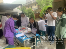 热血映初心 奉献暖乡村——驻村工作队组织兴隆村无偿献血活动