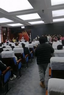 多名唇腭裂患者声援嫣然天使基金：曾受资助“获得新生”，从无人听懂到正常沟通，现为感恩发声