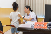 咸丰开展“秋日助长 中医护航”公益义诊活动
