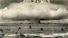 诺兰《奥本海默》网友表示原子弹爆炸就别实拍了