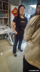 女子捡手机关机民警上门后还要报酬 占便宜心态引争议