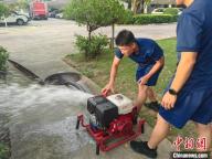 海南消防前置抗擊臺(tái)風(fēng)“蝴蝶” 嚴(yán)陣以待迎戰(zhàn)臺(tái)風(fēng)
