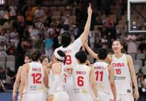 再遇老對(duì)手日本隊(duì) 中國(guó)女籃如何解題 內(nèi)線優(yōu)勢(shì)與快攻限制成關(guān)鍵