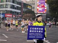 南马“岛式穿越”获赞 人性化赛道管控受好评