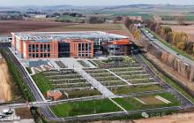 华为或将出售法国工厂 欧洲5G禁令影响显现