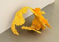 美術(shù)館回應(yīng)4斤黃金鳳冠被男童損毀 責(zé)任歸屬引熱議