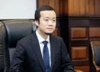 陈志被从柬埔寨押解回国 跨境赌诈犯罪头目落网