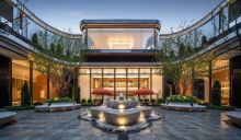 业内：房地产市场仍处筑底阶段