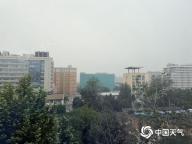中雨！明天北京将出现明显降雨 气温下降需添衣