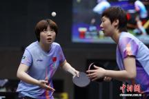 王曼昱/蒯曼晋级女双决赛 强势挺进四强