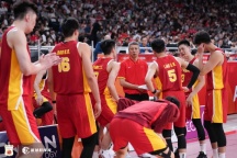 杨鸣：男篮两负日本还是功夫不到位 比赛强度有欠缺
