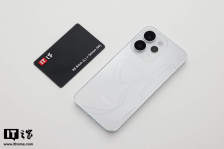 消息称 OPPO Reno 15c 手机搭载高通骁龙 7 Gen 4 芯片，配备 5000 万像素 LYT600 主摄