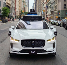 消息称 Waymo 拟融资约 160 亿美元，估值接近 1100 亿美元