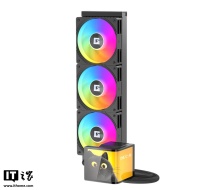 艾湃电竞推出 YOGA 360 一体式水冷散热器：冷头配曲面屏，黑白双色定价均为 799 元