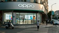 OPPO们永远学不会的年轻化